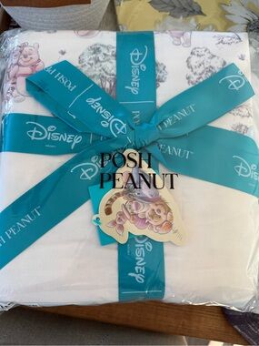 Posh Peanut White Baby Blanket with Pastel Winnie the Pooh Print